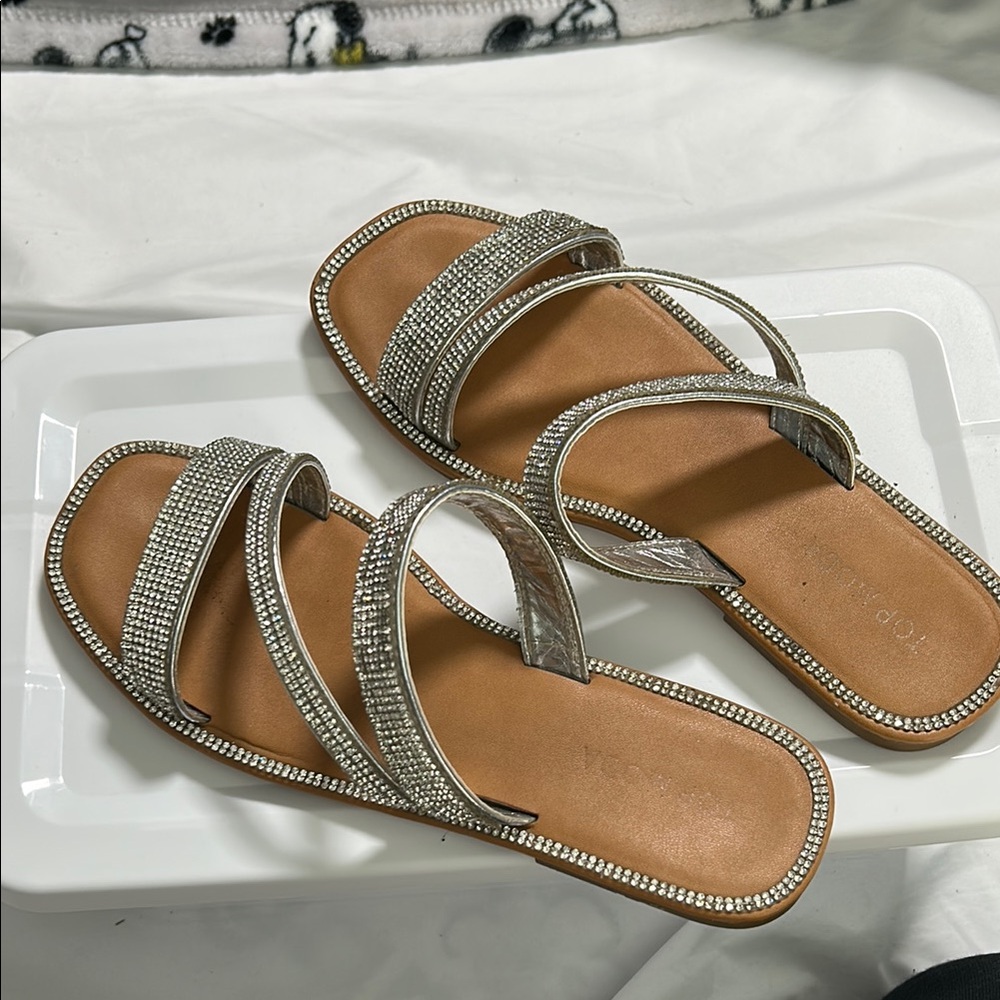 TOP Moda Silver Rhinestone Sandals